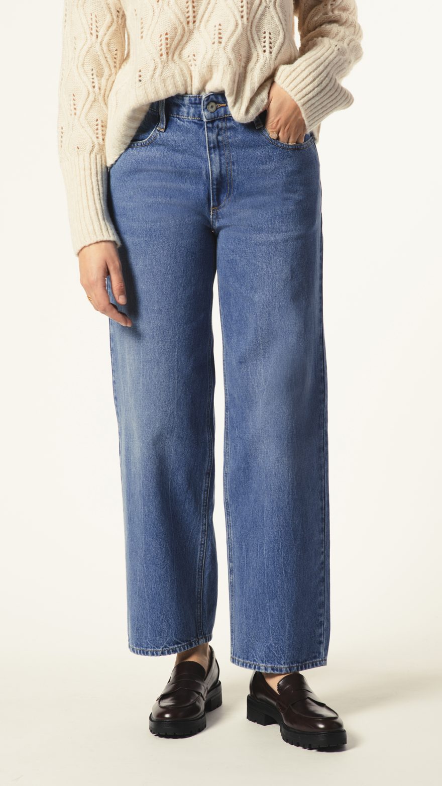 JEAN ODETTE 230